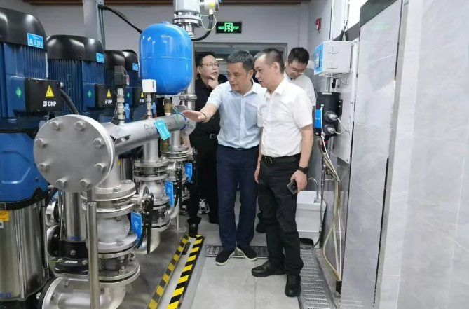 吴呈钱专题调研城乡生活供水与污水处理工作